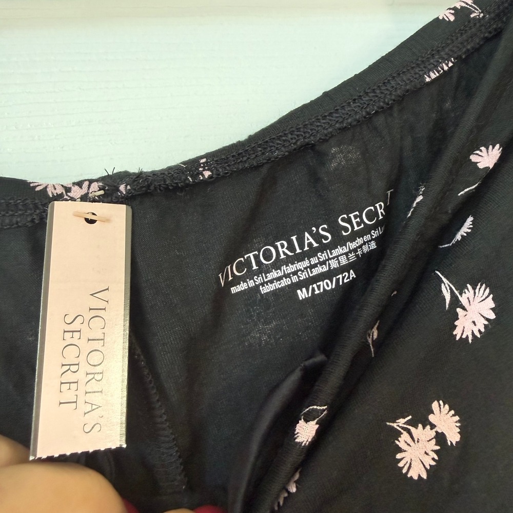 Victorias Secret Pajama Set Medium Black Pink Floral Lace Trim NWT Long Sleeve - Picture 5 of 5